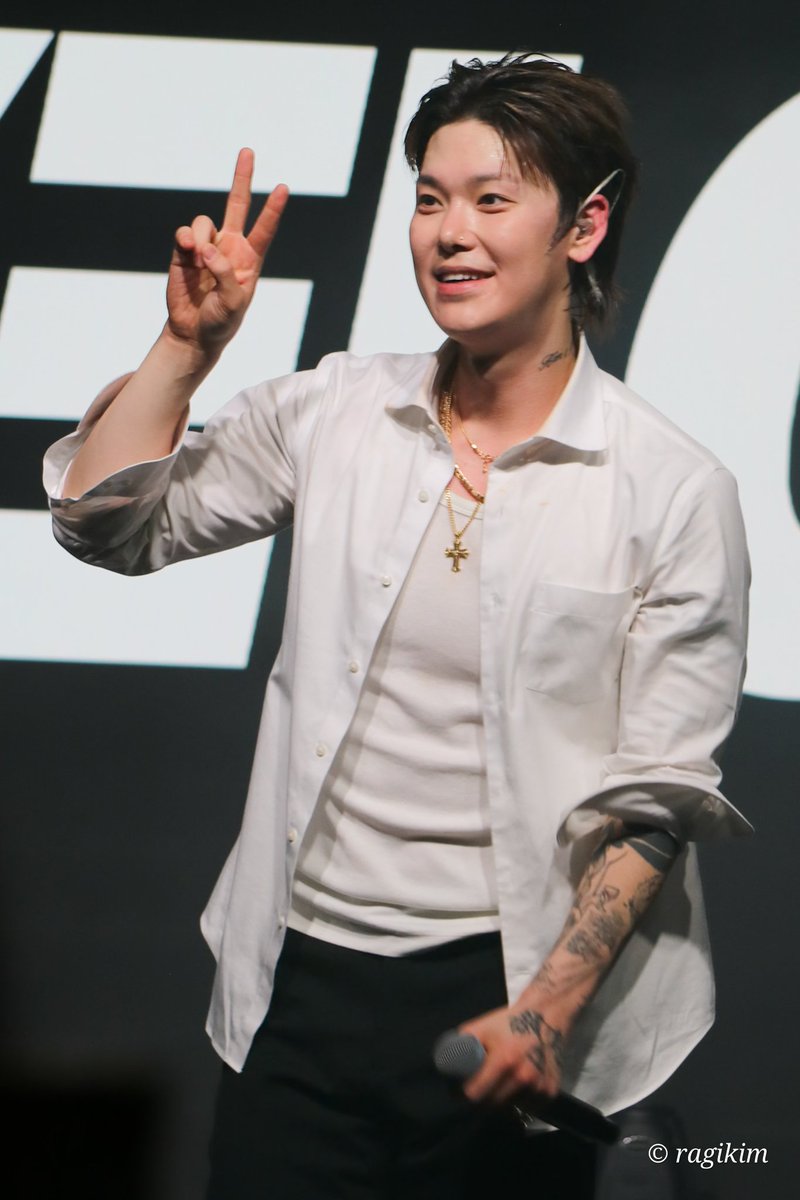 ragikim's tweet photo. 20260412
젤로 팬 콘서트
COMIGO : NEXT CHAPTER
@ZELO96 #젤로 

왕크왕귀 최젤로 https://t.co/ZhpR9lGuSH