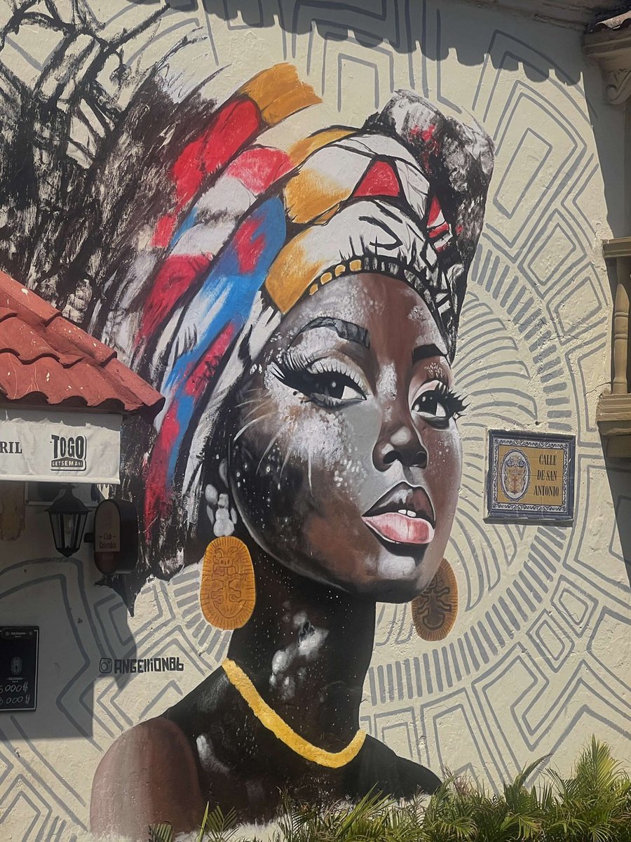 LifePartII's tweet photo. Street art in Cartagena with a little surprise in the corner—“Togo.” Funny where you spot your next destination before you even get there… and now here I am 🇹🇬✨

Read the full article: 2.5 Days in Cartagena
▸ https://t.co/hMMti4yPqA

#Cartagena #Colombia https://t.co/hlog9QLaJi