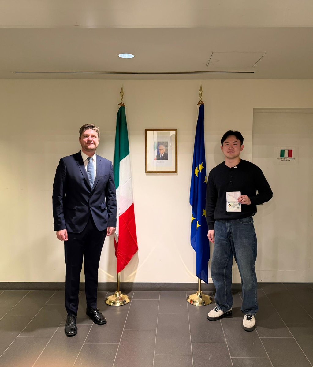 Italy in Japan tweet media