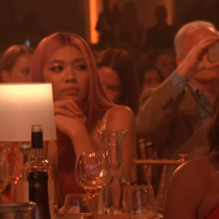 mikhcey’s couple therapist tweet media