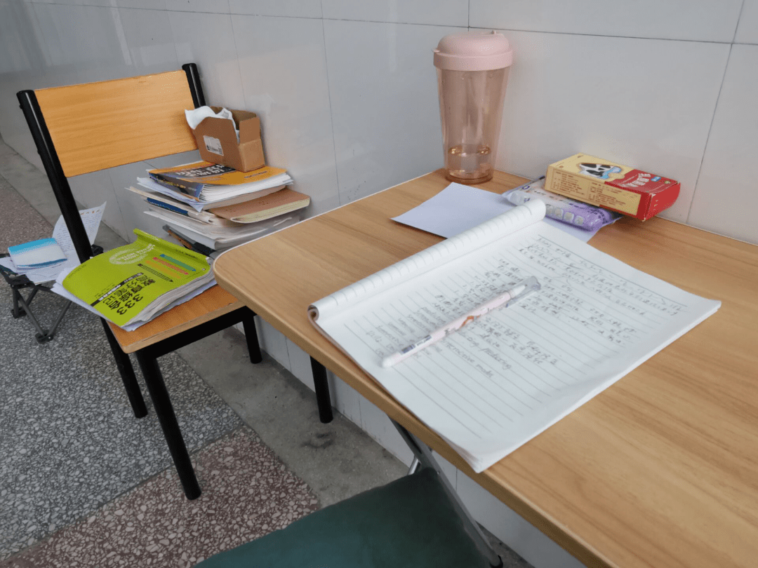 nihilus13437827's tweet image. New semester, fresh starts!  Dive into new goals, make fun memories, and grow a little more—let’s make this term your best yet! #BackToSchool #NewSemesterVibes