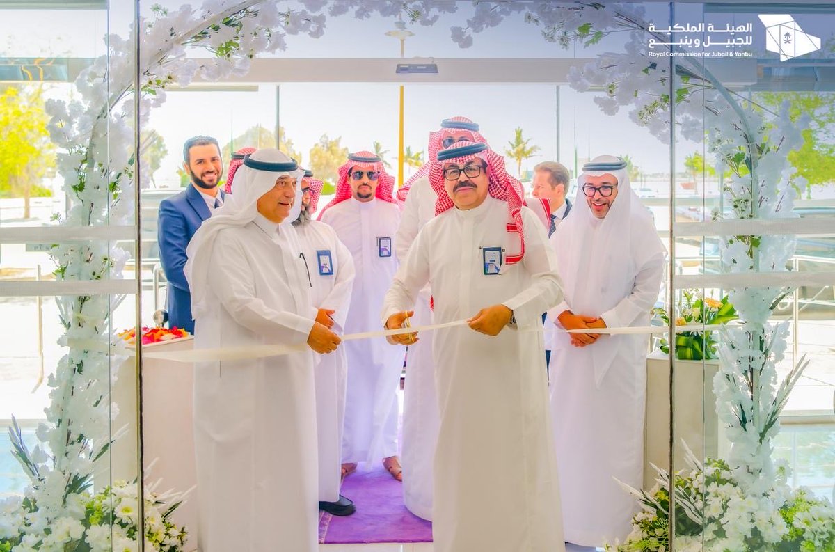 افتتح 
الرئيس التنفيذي لـ #الهيئة_الملكية_بينبع م. عبدالهادي بن عبدالرحمن الجهني مشروع فندق “كورب 2” أحد أبرز المشاريع التجارية الاستثمارية والذي يُمثل إضافة نوعية لقطاع خدمات الضيافة والسياحة بمدينة #ينبع_الصناعية

#صناعة_وحياة
