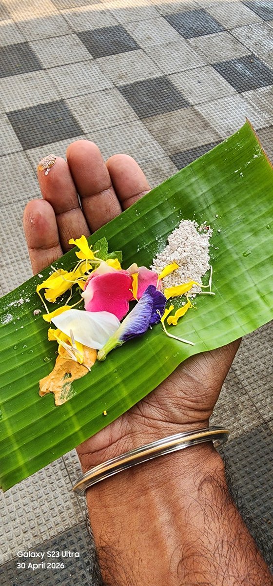 നായരുണ്ണി tweet media