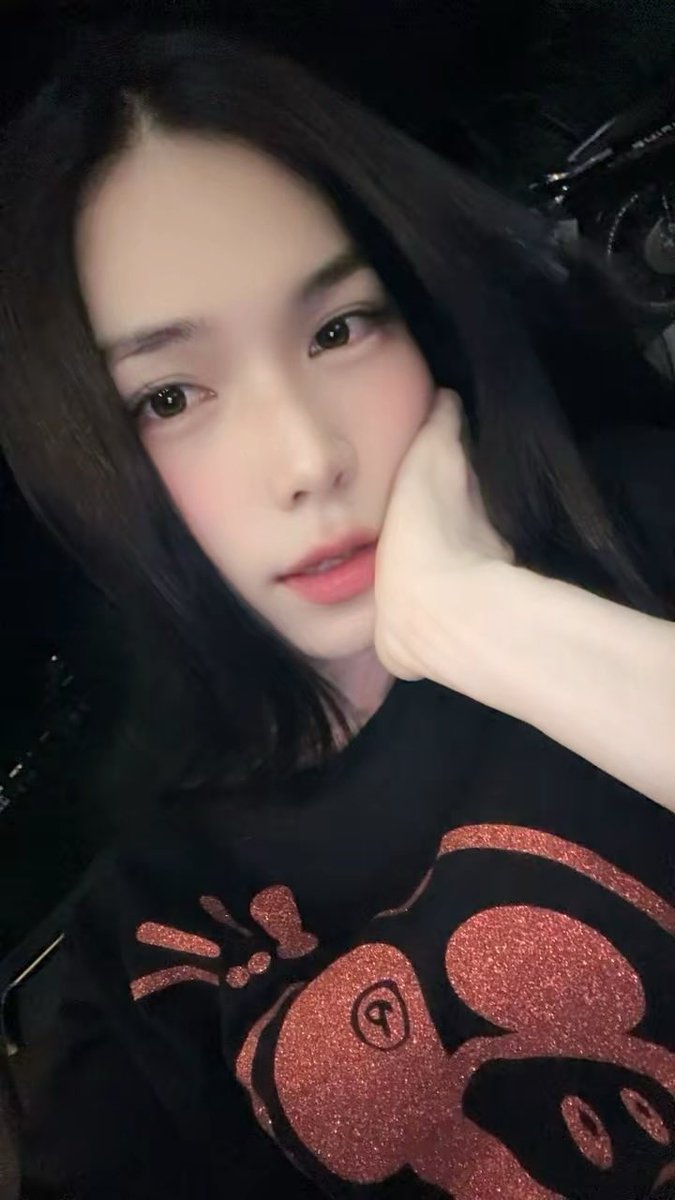 Hương Nốn Lừng tweet media