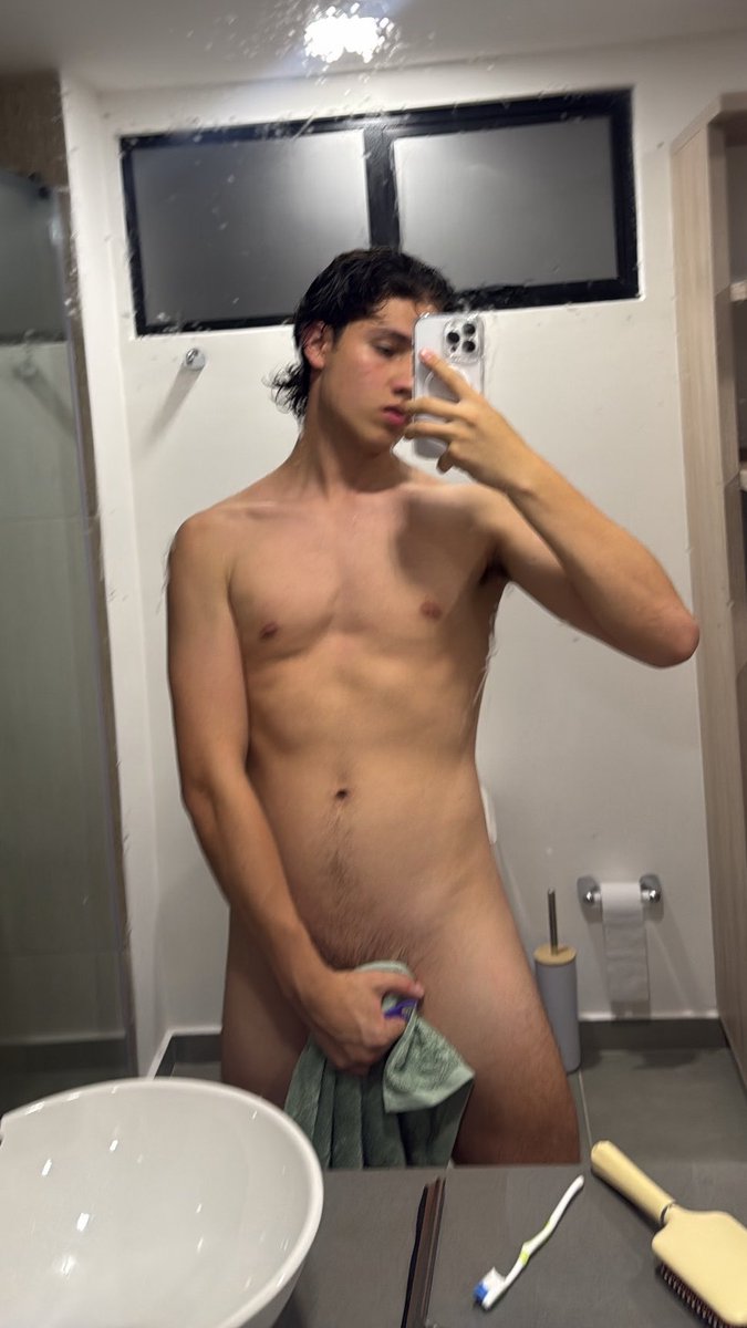Matteo Hk tweet media