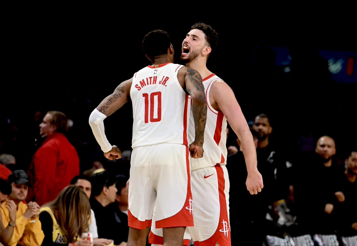Clutch Time tweet media