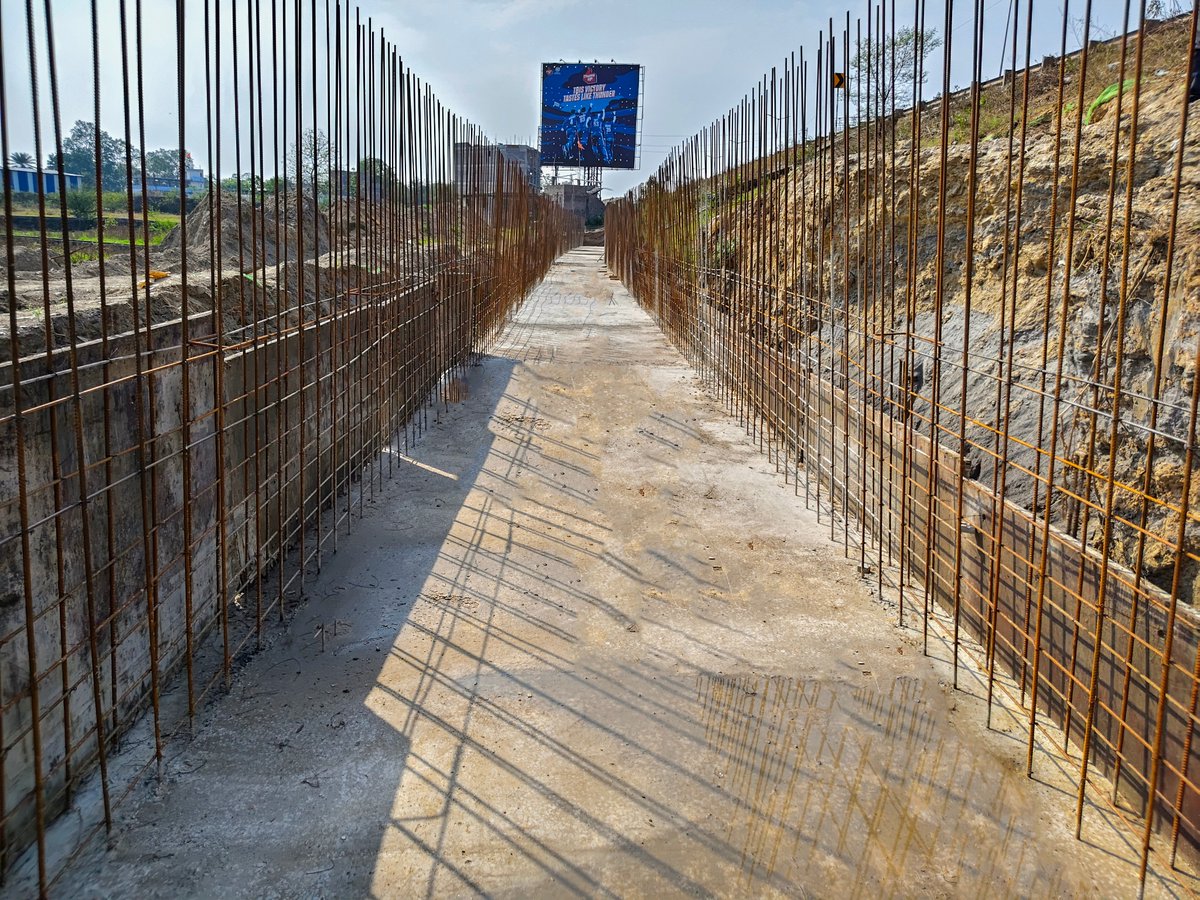 RourkelaMC's tweet image. Main drain work is in progress at Dayananda Nagar to improve drainage and prevent waterlogging.
#drains #construction #improvement #rourkela