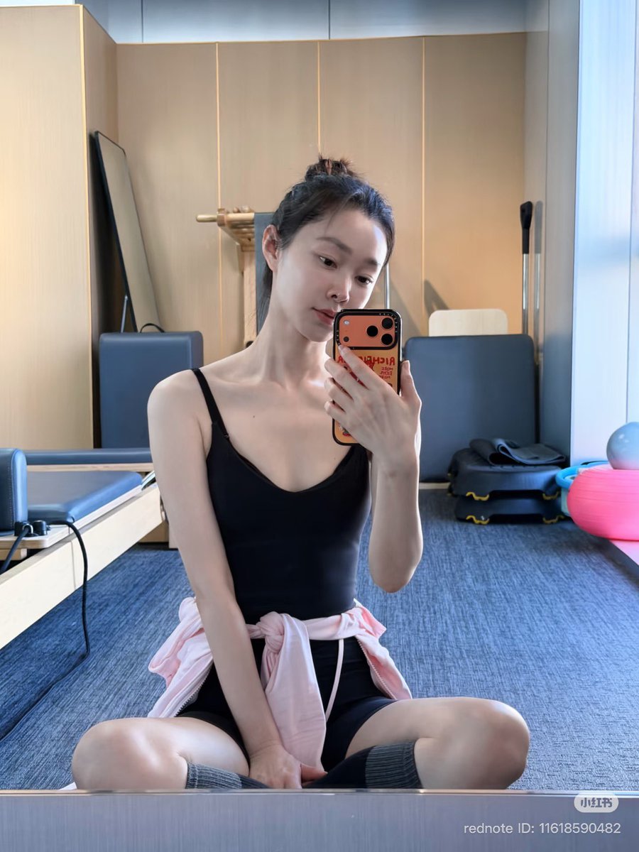 Song Yi updates🌸 tweet media