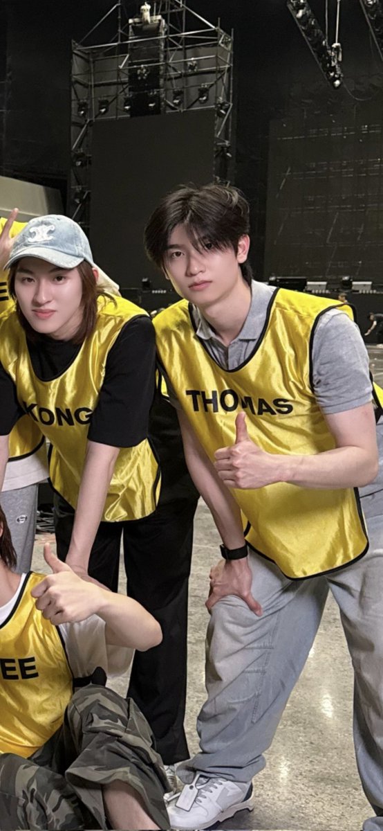 Jhin⁷🍓จิน tweet media