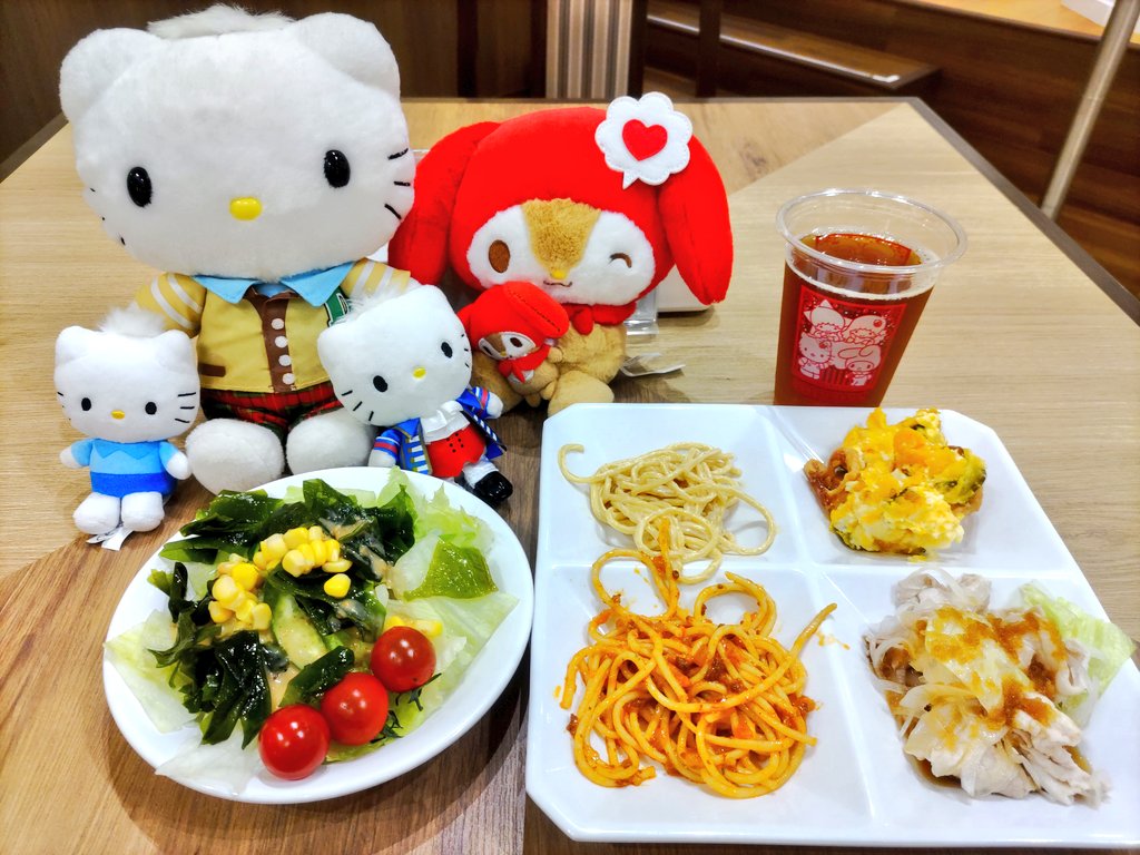困った時は館へ
(そんな歌詞ありそうw)

プリンのアニバーサリーに合わせてなのか、新しいメニューもいくつかありました
個人的にはカボチャのやつが1番かも✨️