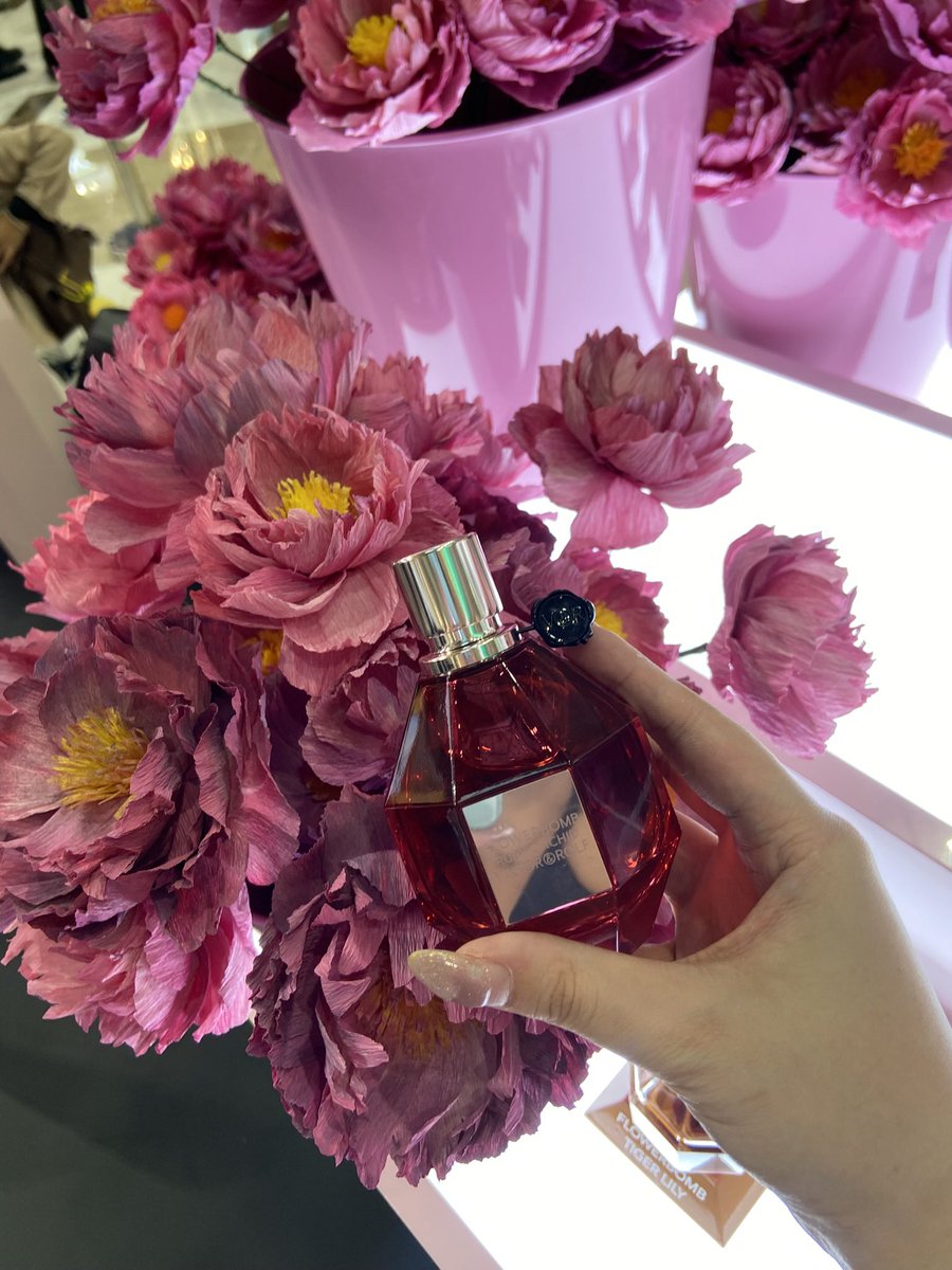 𝑀𝒶𝓇❣️GI 29 Apr #JoongxViktorandRolfFragrances tweet media