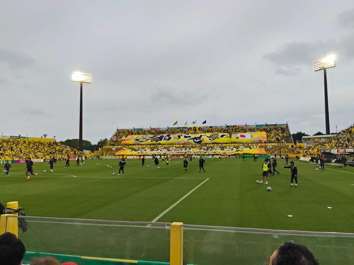 grandleben's tweet image. 昨日は今月末で引越する住人さんの内見をサポートしようと千葉までドライブ🚗

残念ながらお目当ての物件は埋まってしまいましたが、急遽サッカー観戦に切り替えて満喫してきました🙌⚽️

#シェアハウスの日常 #休日 #ドライブ #サッカー観戦 #FC東京 #柏レイソル