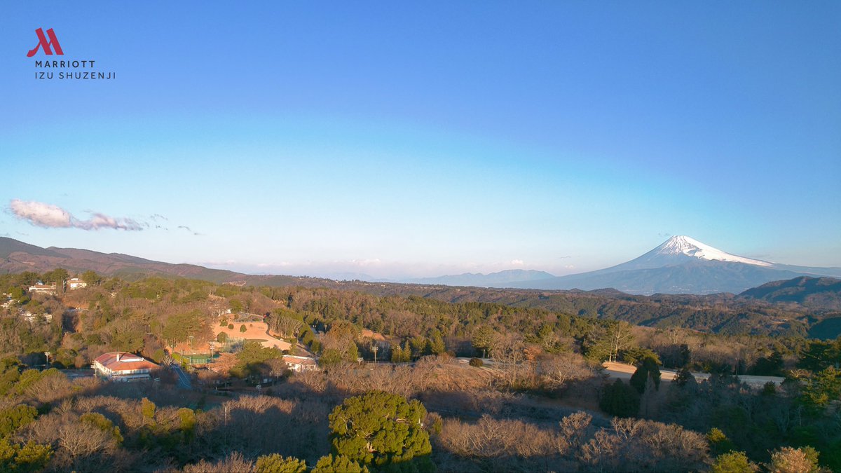 izu_marriott's tweet photo. この夏、いつもの旅をもっと特別に。
対象プランのご予約で、1泊ごとに3,000MarriottBonvoyボーナスポイントを
獲得

初夏の爽やかな季節から、本格的なサマーシーズンのご旅行まで、
宿泊するたびにポイントが貯まる嬉しいキャンペーンです。 

ご予約はhttps://t.co/9fLn5W4Wh1 https://t.co/sAx0b80ycZ