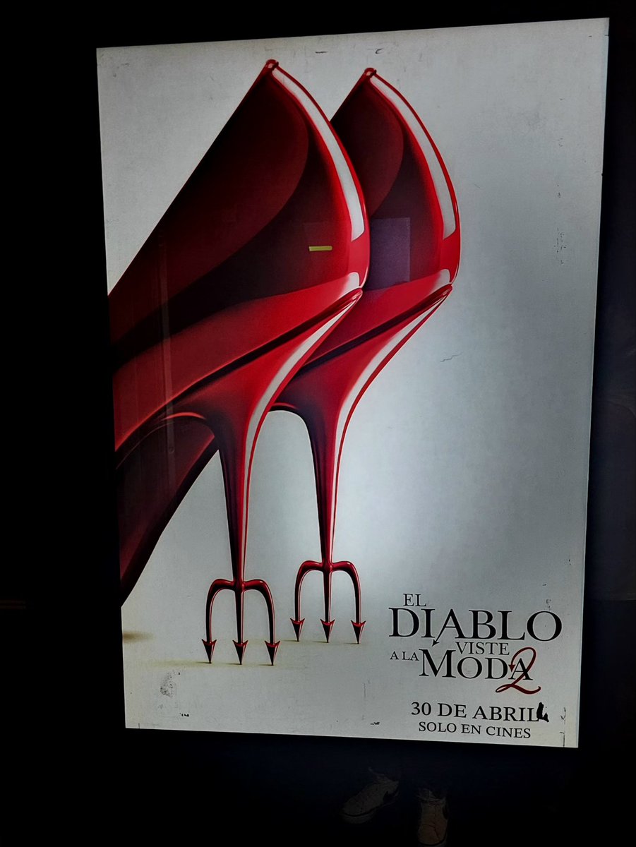 urieldijo's tweet photo. Me encantó, creo que lo mismo o un poco más que la primera parte, ame las escenas de Gaga, Meryl y Anne excelentes!
#TheDevilWearsPrada2 👠 
#ElDiabloVisteALaModa2 👠 https://t.co/rpG5I0lhZ7