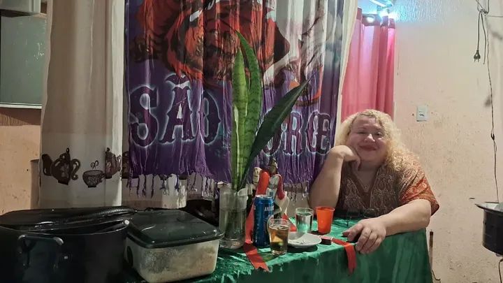 gilsonribeiro3's tweet photo. Feijuca da Mãe Loira. Em homenagem a São Jorge Guerreiro!!!!
❤️❤️❤️❤️❤️❤️❤️❤️❤️❤️
#gilsonacayati #gilsonamãeloira 
#gilsonamaeloira #gilsona 
#fypシ゚viralシfypシ゚ https://t.co/Lffs2ixuDn