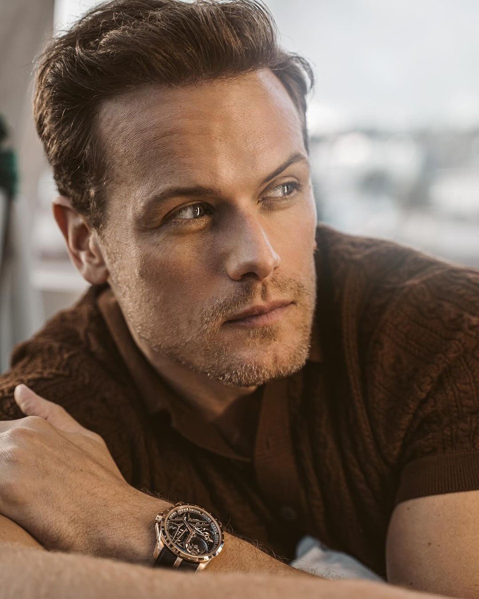 Guapazos's tweet photo. Hoy cumple 46 años el guapazo Sam Heughan. ¡Felicidades! 🎉 https://t.co/bvWxKtrIzc