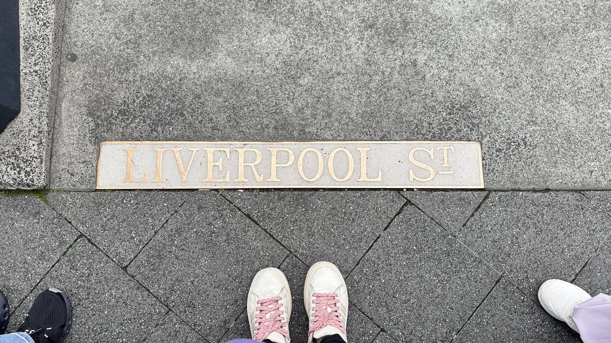 ᴠᴀʟᴇɴᴛɪɴᴇ’s  tweet media