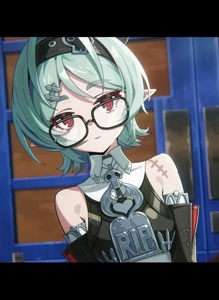 Khloe but rebranding tweet media