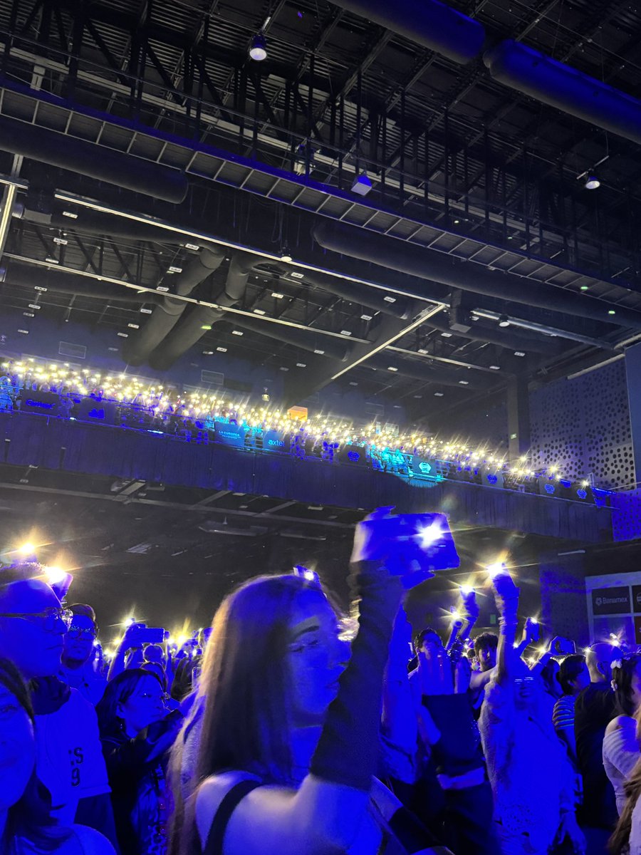 LITHZ !! IS SEEING XLOV 🐸💙❤️🩷💛 tweet media