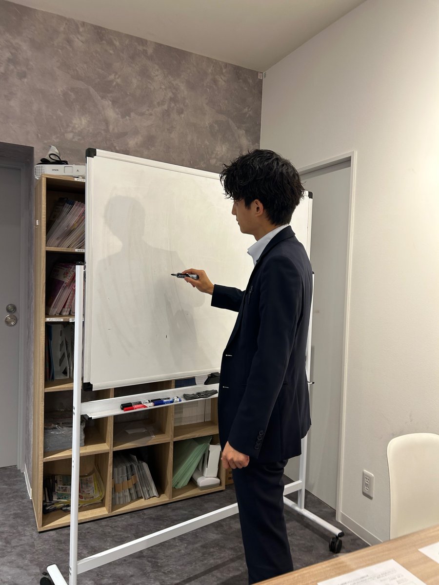 WELL COACH受付 tweet media