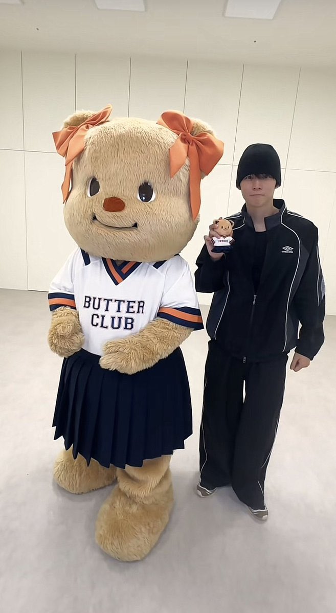 지나 ྀི39 tweet media