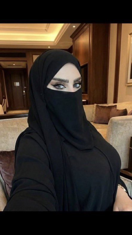 Q877790's tweet photo. يابدوي تبي اديثك على ام مكوة سناب نط خاص وانت متديييييث ومتخنزر لاتكابر حتى لو حسابك رسمي استر على مكاوي حريمك 😜🍑
#ديوت_بدويٌّْ #معصيتّيَ_رِحّتِي https://t.co/r5buIT3Mfi