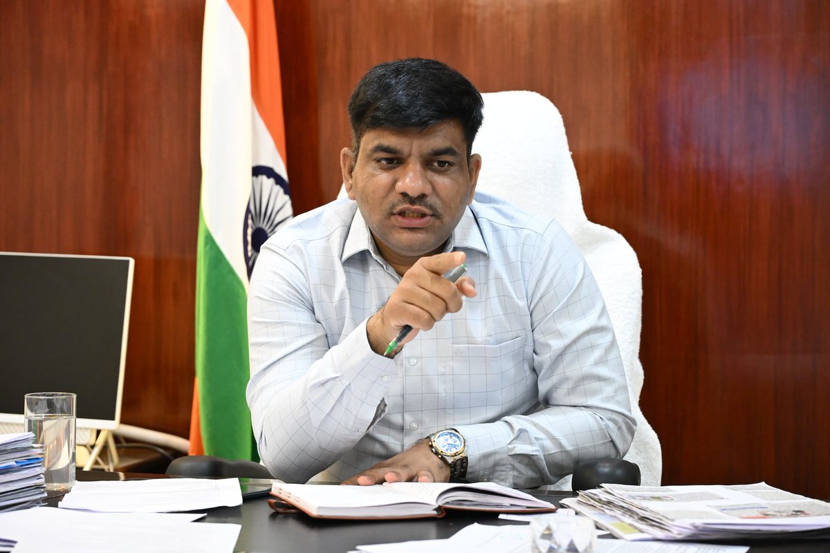 MC Karimnagar tweet media