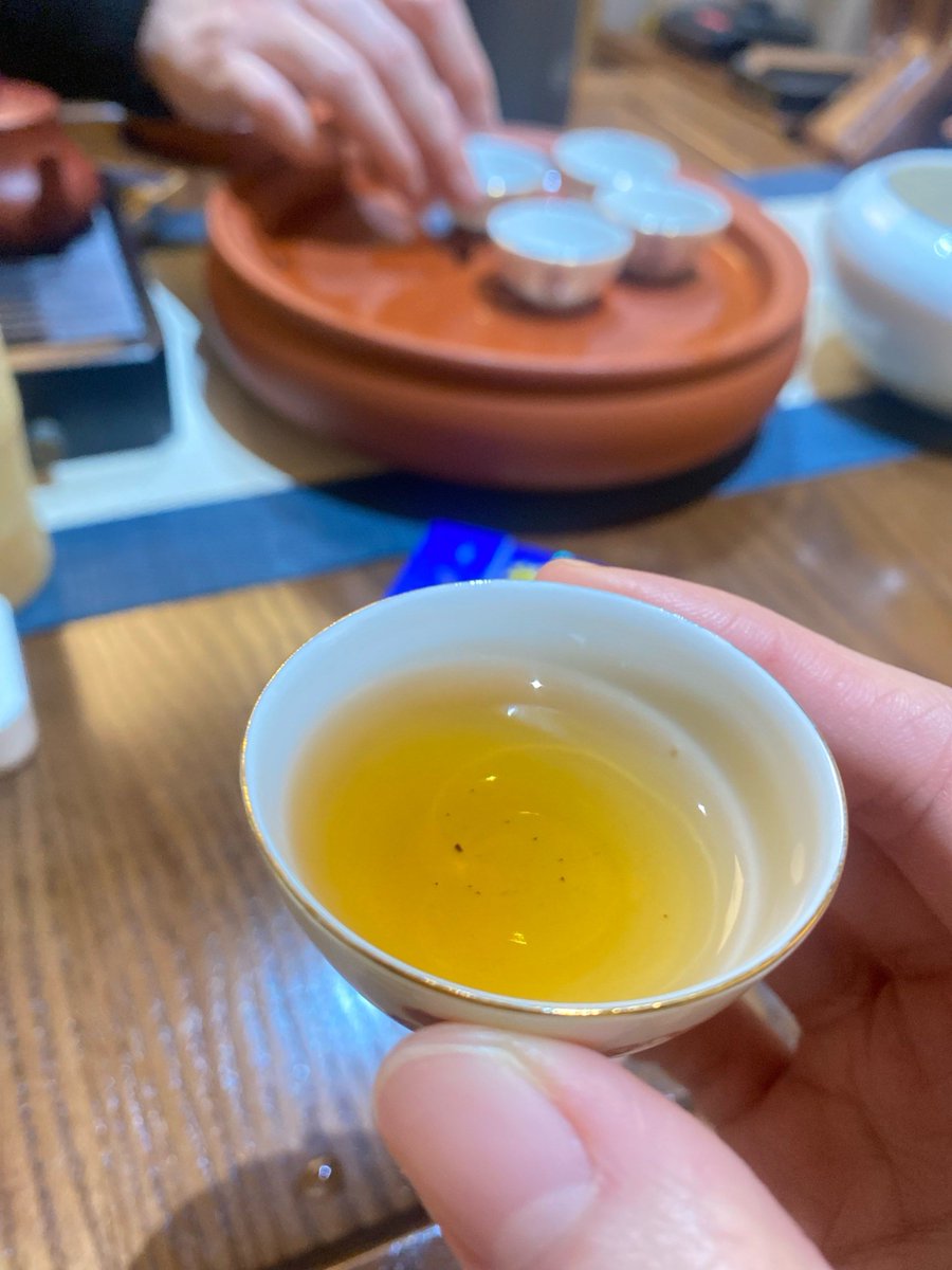 hakimmtazi's tweet image. Just wrapped up a perfect weekend getaway in the mountains! Hiked to a hidden waterfall, sipped local craft coffee, and caught the most golden sunset. Nature’s recharge mode activated  #Wanderlust #MountainEscape #WeekendVibes