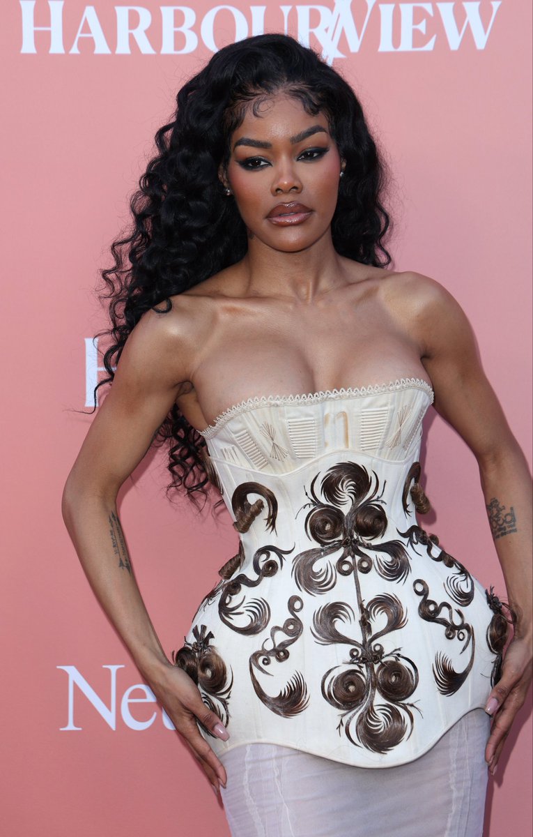 tmasnews's tweet image. Teyana Taylor asiste a los premios Billboard Women In Music 2026.

#look #TmasNEstilo