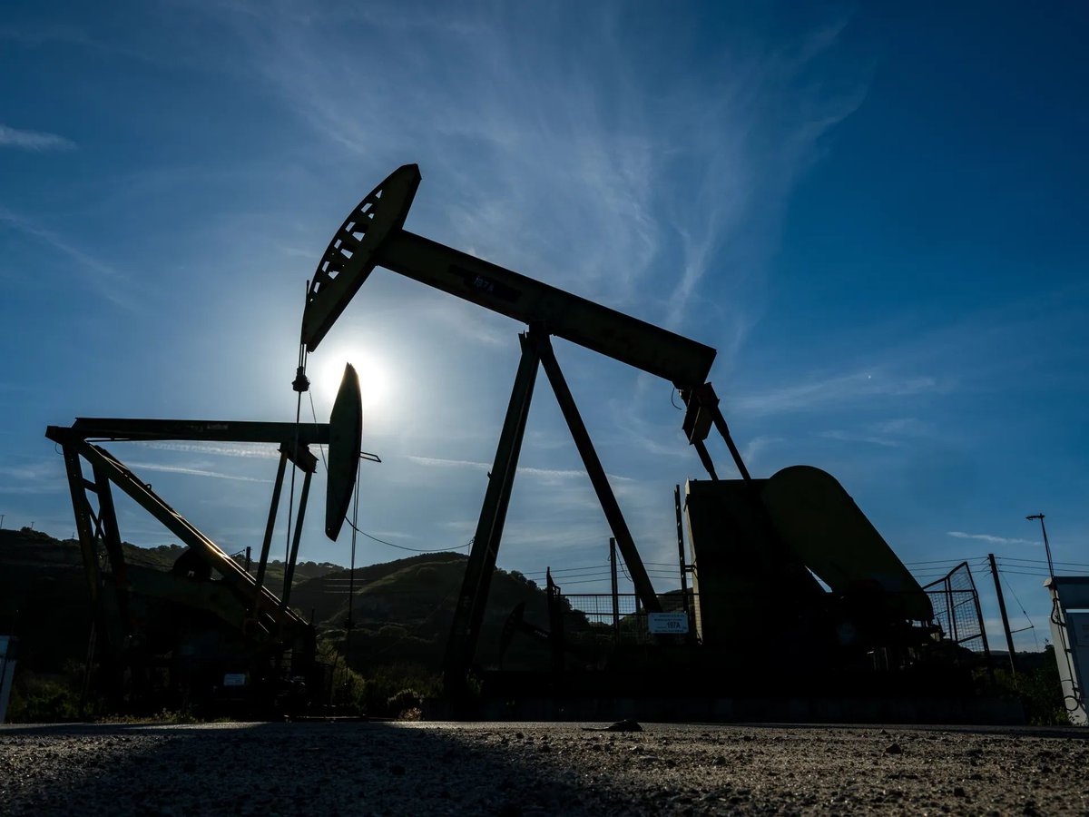 WorldTension00's tweet image. Oil Prices Surge 6% as Iran Blockade and UAE OPEC Exit Reshape Energy Markets world-tension.com/oil-prices-sur…
#Iran #UnitedArabEmirates #Opec