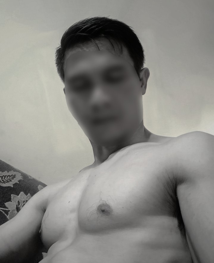 akos0564's tweet image. mau cabutin bulu nenennya gk? habis itu boleh nen sepuasnya 🫣🤣 #jogja #chest