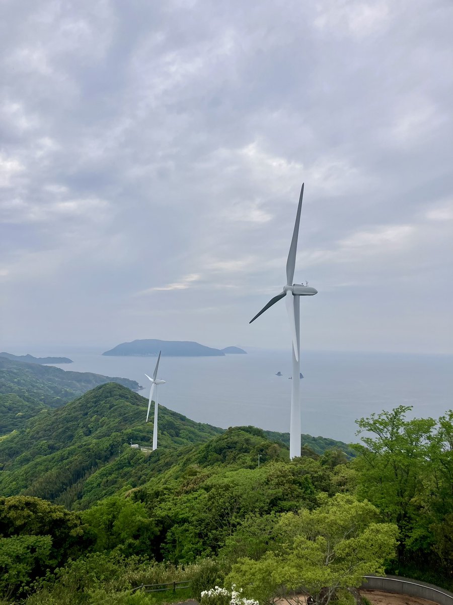 おはよーございます😊

岩国基地フレンドシップデーの5月３日の天気ですがどうにか日中はもちそーです🙄

 #4月を写真4枚で振り返る