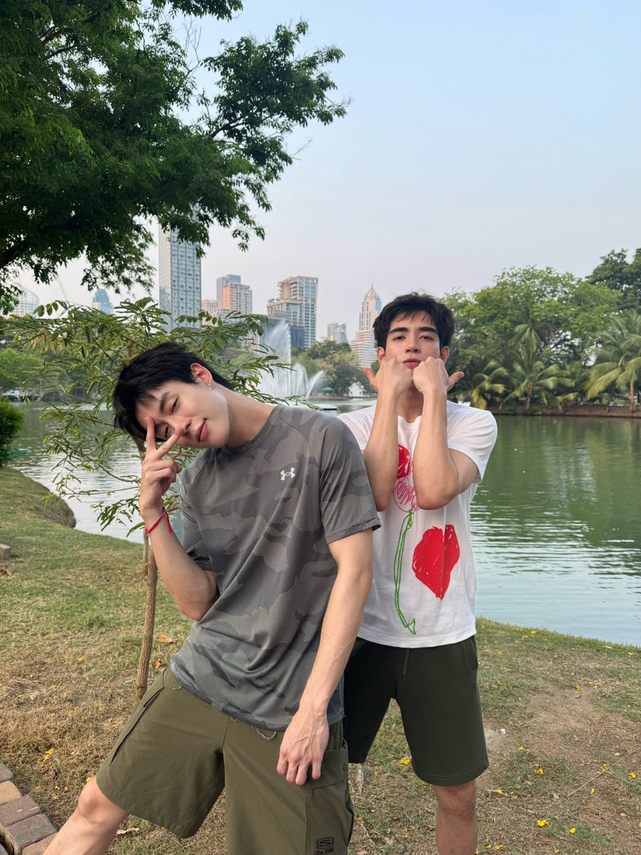 lookepeep's tweet image. random suan lummmm ลู้คกี้เอารูปเจลบอยแบบเต็มๆมาฝากนะค้าบ ദ്ദി◝ ⩊ ◜.ᐟ

#GELBOYS_GOCUTEFARFAR
#PIDEmonthapoom #NEWCHAYAPAK 
#GELBOYS 
#LOOKE