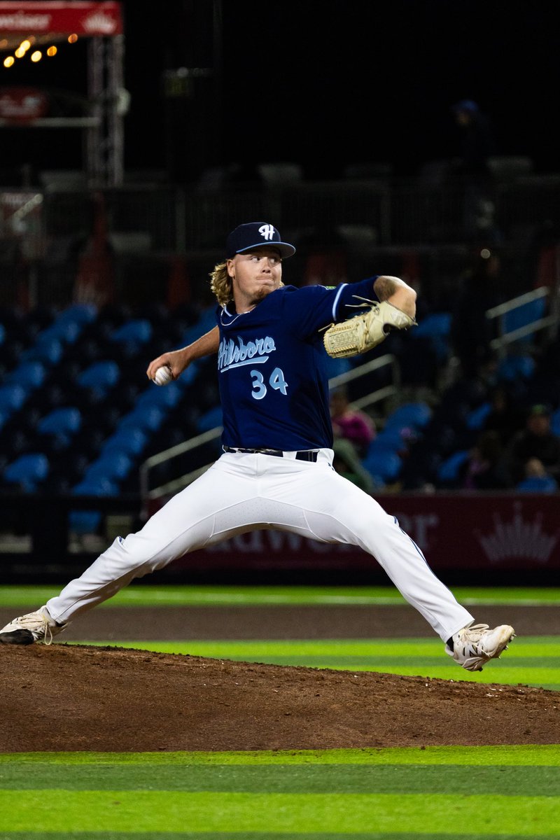 HillsboroHops's tweet photo. A STELLAR shutout performance for our pitting crew tonight 🤯

Aracena: 4.1 IP, 3 H, 0 ER, 1 BB, 5 K
Savino: 1.2 IP, 1 H, 0 ER, 0 BB, 4 K
Chalas: 1.0 IP, 0 H, 0 ER, 0 BB, 1 K
Hawks: 2.0 IP, 0 H, 0 ER, 2 BB, 5 K

#AllHoppedUp https://t.co/5gzuZEtlpB