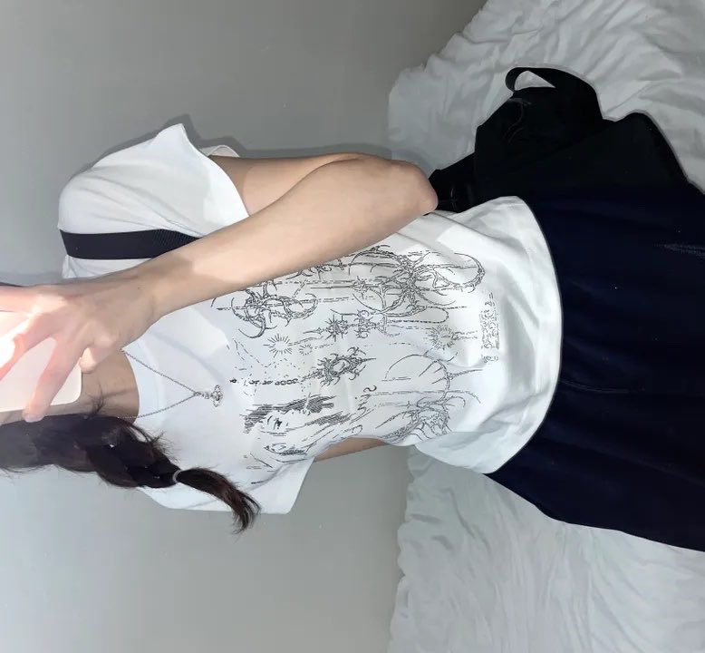 mynameisjiiye's tweet photo. 데일리로 휘뚤마뚤 입기 좋은 가성비 반팔티 모음♥ https://t.co/APs4iAbiSd