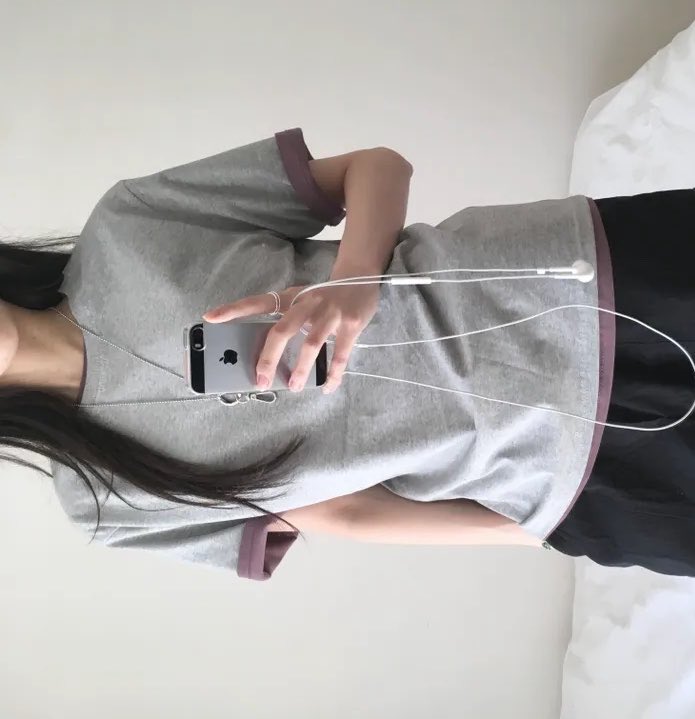 mynameisjiiye's tweet photo. 데일리로 휘뚤마뚤 입기 좋은 가성비 반팔티 모음♥ https://t.co/APs4iAbiSd