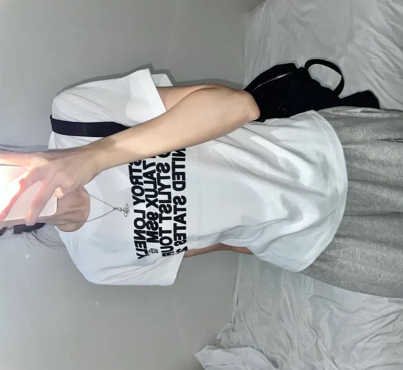 mynameisjiiye's tweet photo. 데일리로 휘뚤마뚤 입기 좋은 가성비 반팔티 모음♥ https://t.co/APs4iAbiSd
