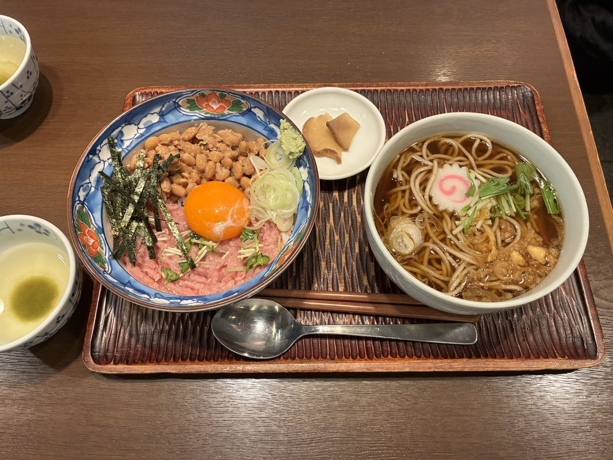 comeland_cse's tweet photo. リハ休憩で頂いた
　納豆マグロ丼😊 https://t.co/JECu3IIGYB