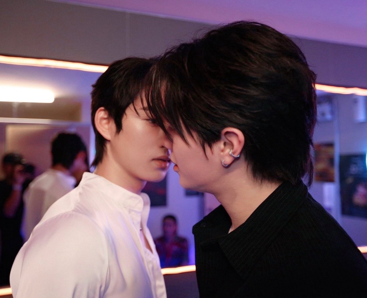 𝒉𝒆𝒚🗯️ tweet media