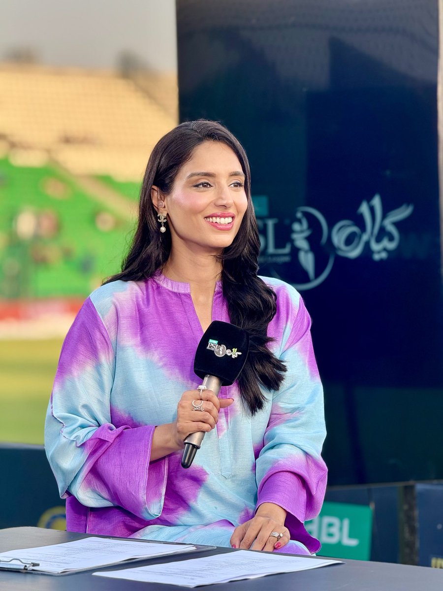 zainab abbas tweet media