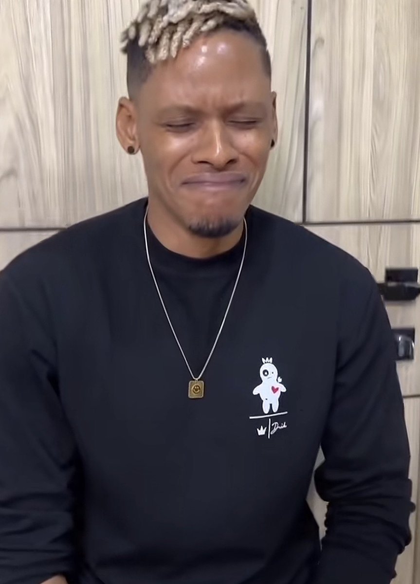 WIRELESS GUY_😬 tweet media