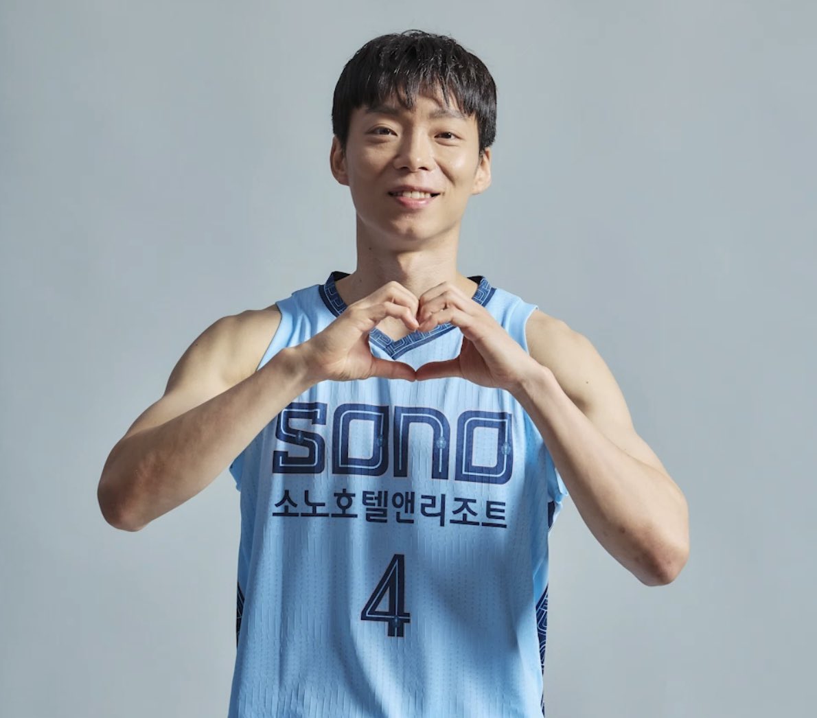 마리 tweet media