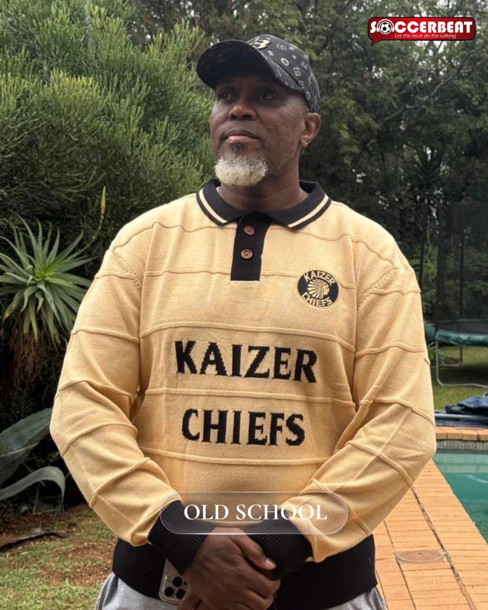 SoccerBeatZA's tweet image. Amakhosi awaphel’ umoya! ✌️🔥

🇿🇦 Get your Kaizer Chiefs x Old School stylish merch here:
👉 bit.ly/4e4PLqR

#OldSchool