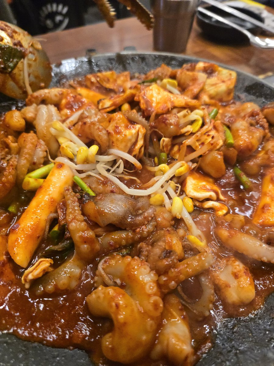 사삼공 tweet media