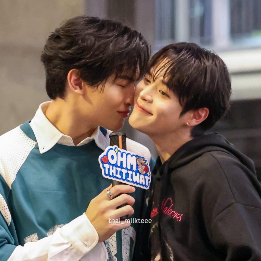 barbycanche12's tweet image. I'm here to promote Ohmpoon, a very charismatic, nice, and fun couple who will make us have a good time.
#Ohm
#Poon
#OhmPoon