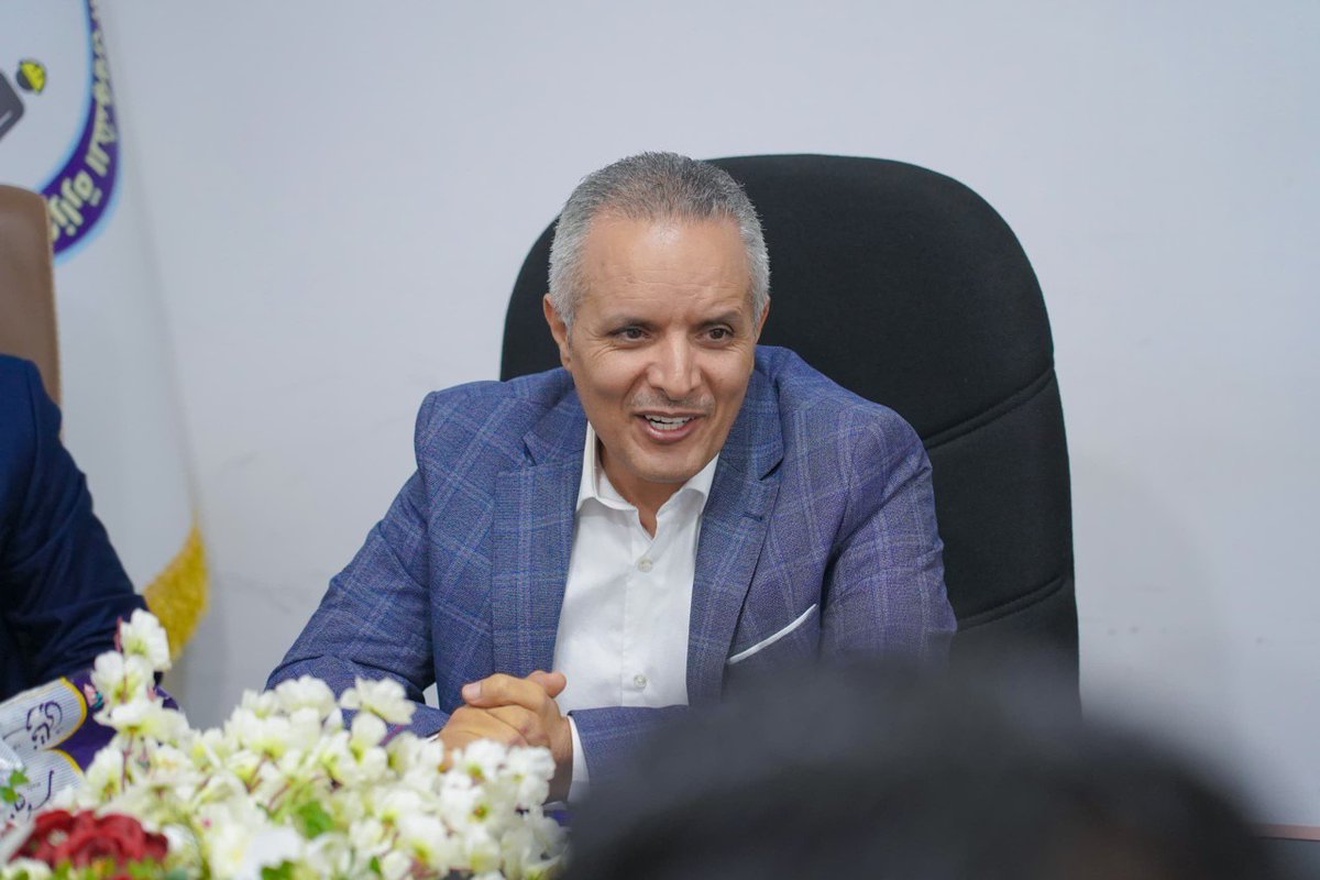 yanabiaaOrg's tweet photo. وزير الشؤون الاجتماعية والعمل مختار اليافعي يؤكد أهمية تنظيم العمل الخيري ضمن إطار مؤسسي يضمن عدالة توزيع المساعدات ويمنع الازدواجية، وذلك خلال لقائه في عدن مع ممثلي منظمات المجتمع المدني، من بينها مؤسسة ينابيع الخير الخيرية، لمناقشة تعزيز الشراكة وتطوير العمل الإنساني. https://t.co/y0xfV2oBdb
