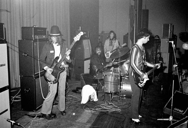 NewWaveAndPunk's tweet image. Born on this day in 1948: Wayne Kramer #MC5 
Pics;
Leni Sinclair 
Jorgen Angel 
youtu.be/0tx8GiTFK-I?si…