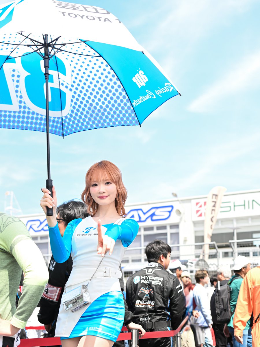 hiroosktk's tweet photo. #RiO #リオカツ
#踊るヴァイオリニスト
#aprVictoria #aprracing #MLINE
#レースアンバサダー #RA
#レースクイーン #RQ https://t.co/fcWTJQUHWv