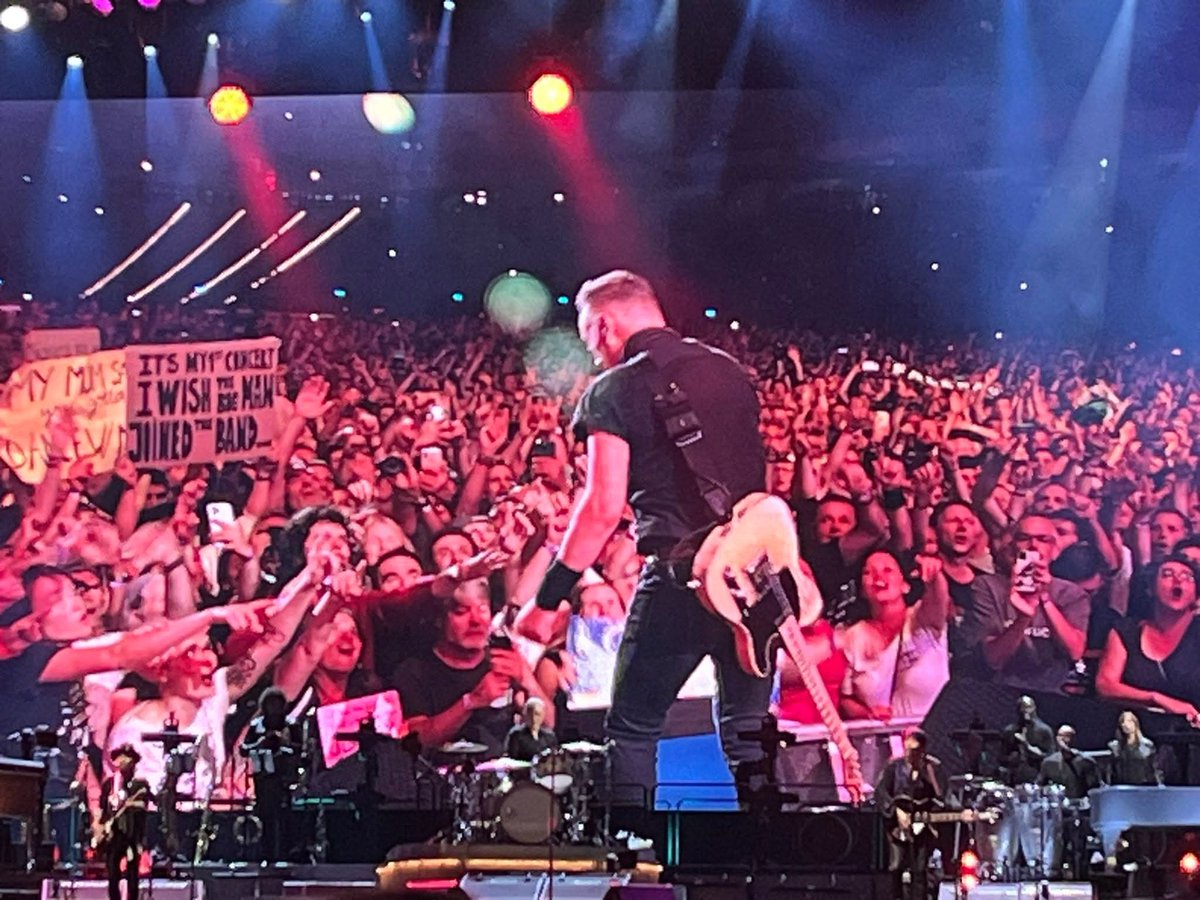 VLafora's tweet image. Time Waits for No One, Paul. 
Brilliant shots 🎯. Enjoy your
#SpringsteenThursday.
Come on 😎👍✌!