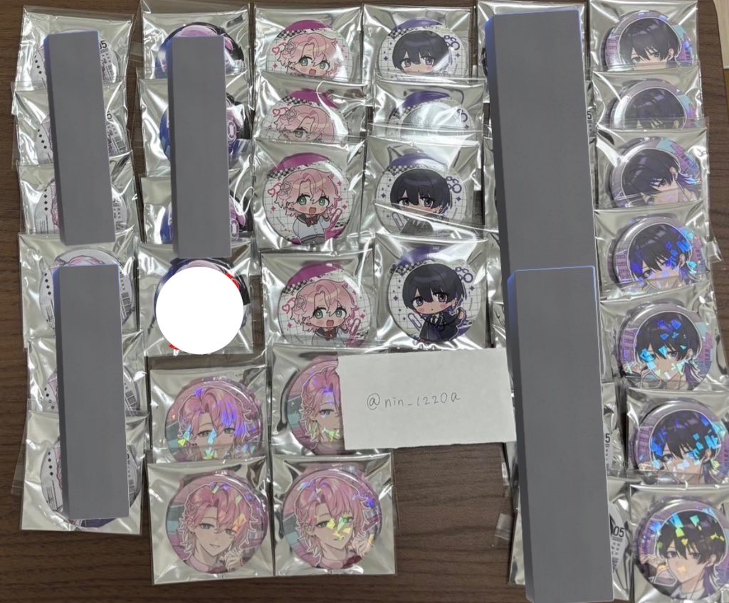 にん tweet media